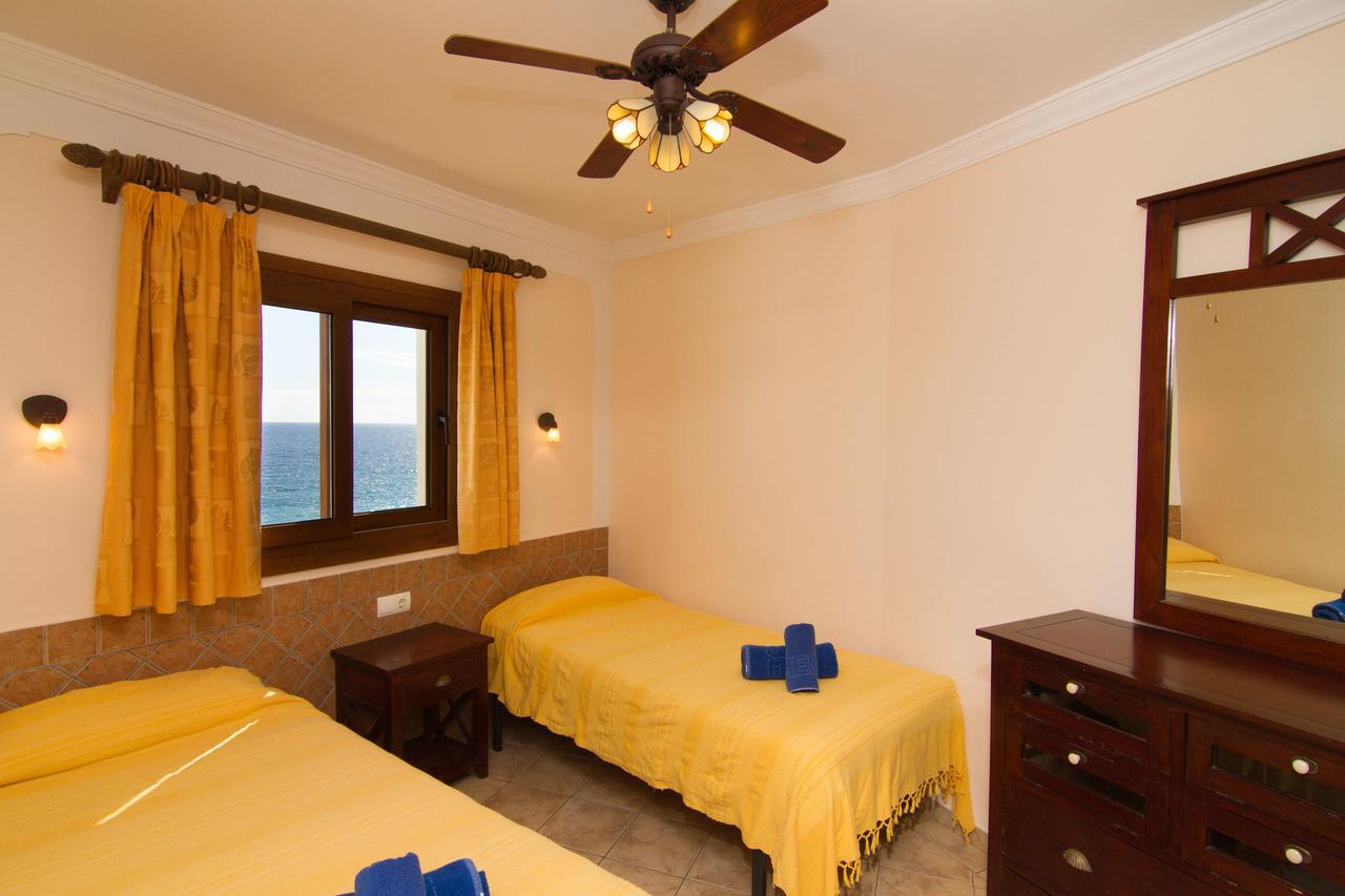 Carabeo 72 Menyber Apartment Nerja Exterior foto