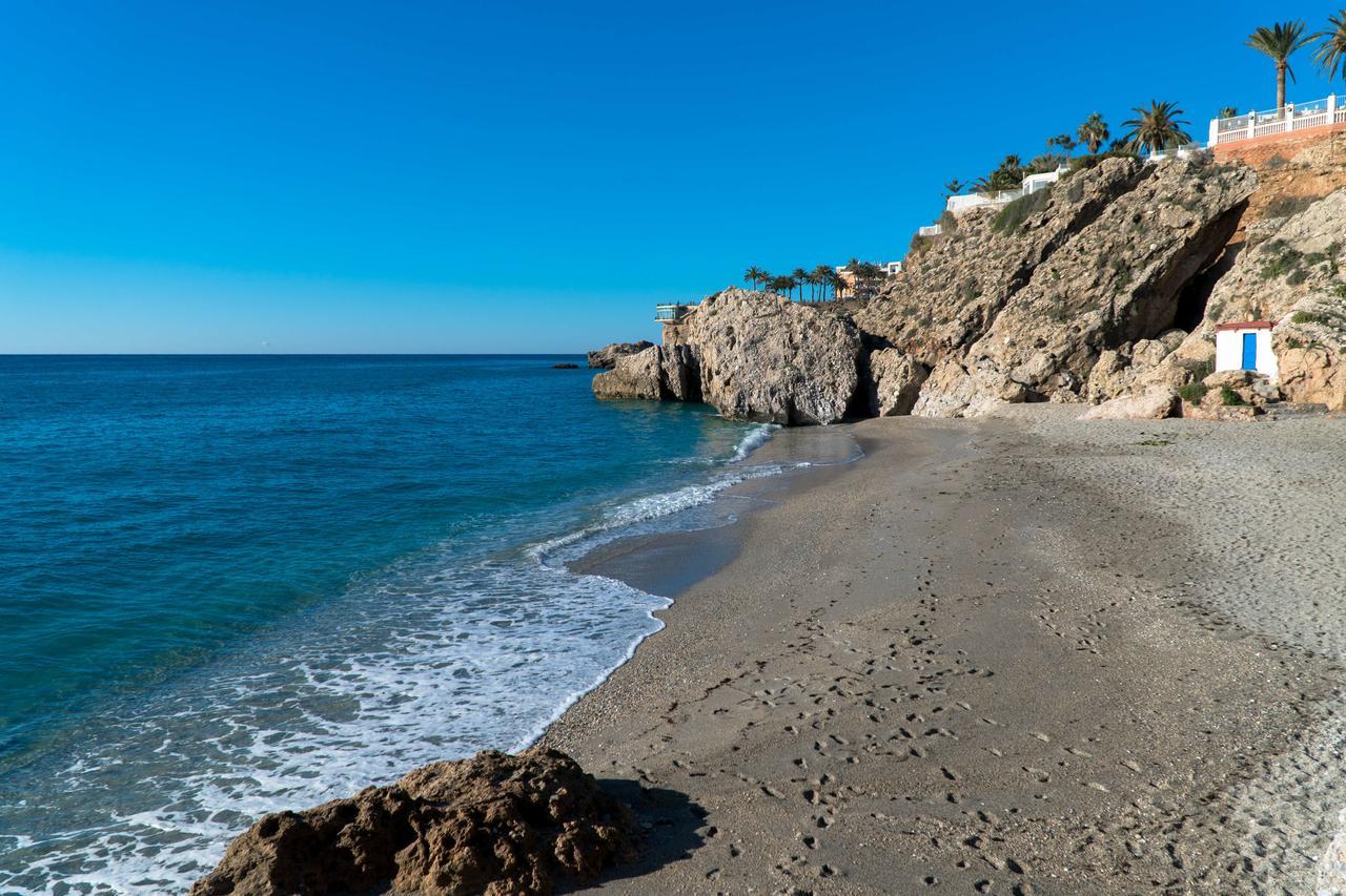 Carabeo 72 Menyber Apartment Nerja Exterior foto